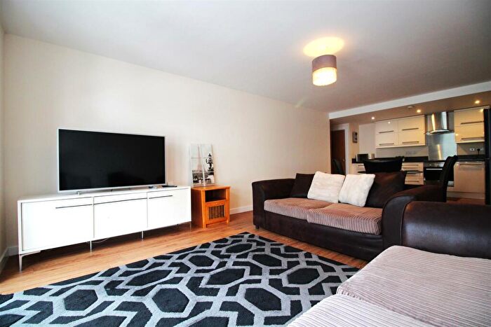 2 Bedroom Apartment To Rent In Blenheim Court, Charles Street, Leicester, LE1