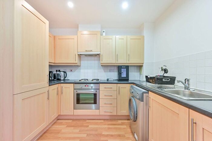 1 Bedroom Flat For Sale In Harrow Road, Kensal Green, London, NW10