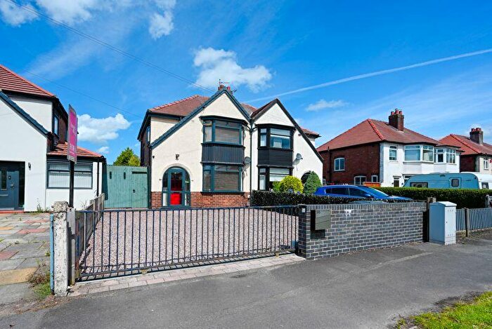 3 Bedroom Semi-Detached House To Rent In County Road, Ormskirk, L39