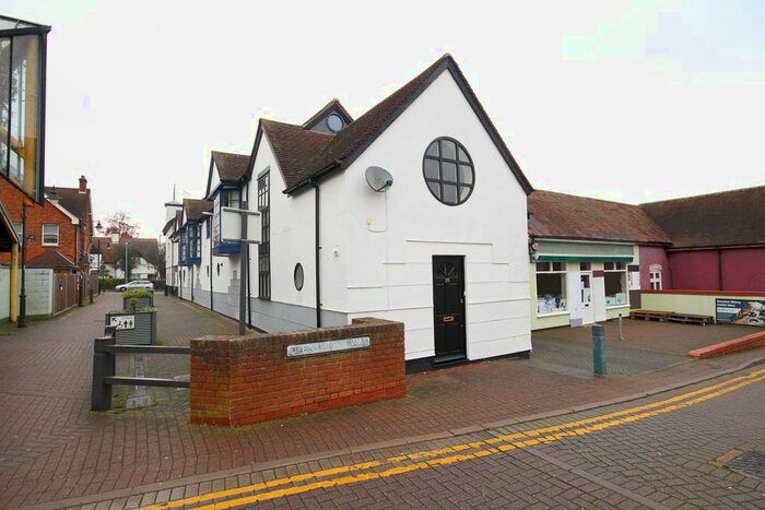 2 Bedroom Flat To Rent In Openshaw Way, Letchworth Garden City, SG6