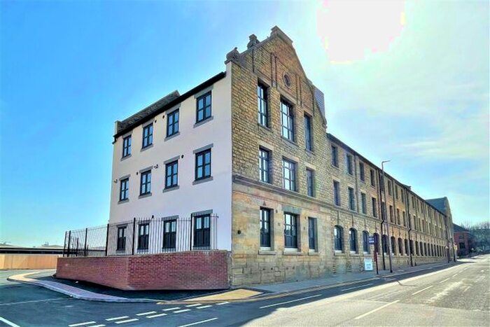 1 Bedroom Flat To Rent In Viaduct Road, Leeds, West Yorkshire, LS4