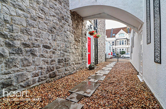 2 Bedroom Apartment For Sale In Milburn Road, Weston-Super-Mare, BS23