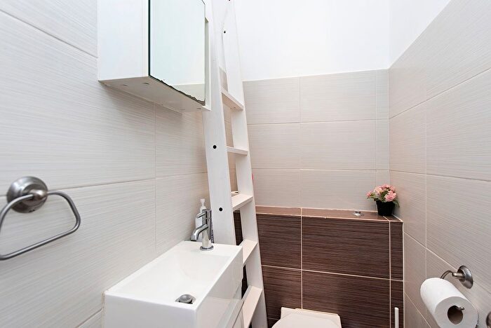1 Bedroom Flat To Rent In Finchley Road, London, NW3