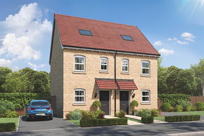 3 Bedroom Terraced House To Rent In Newball Crescent, Lincoln, LN2