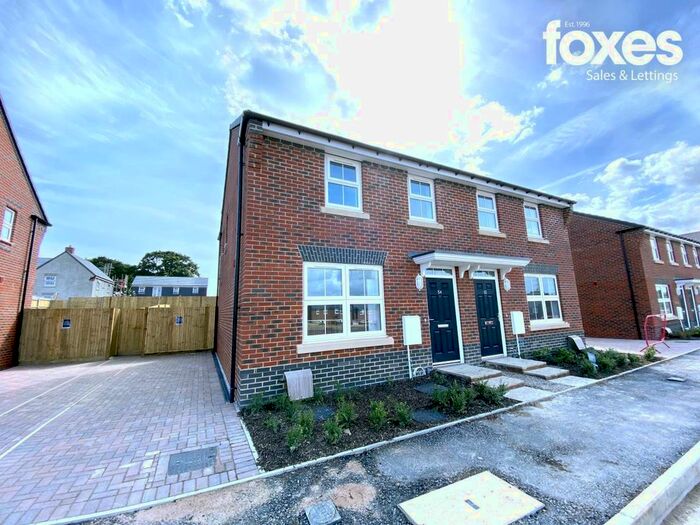 3 Bedroom Property To Rent In Poole, BH11