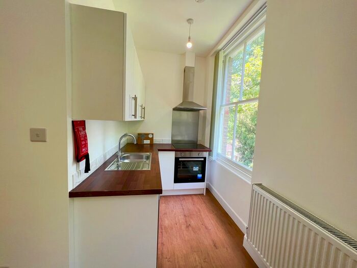 1 Bedroom Studio To Rent In Kingston Road, Teddington, TW11