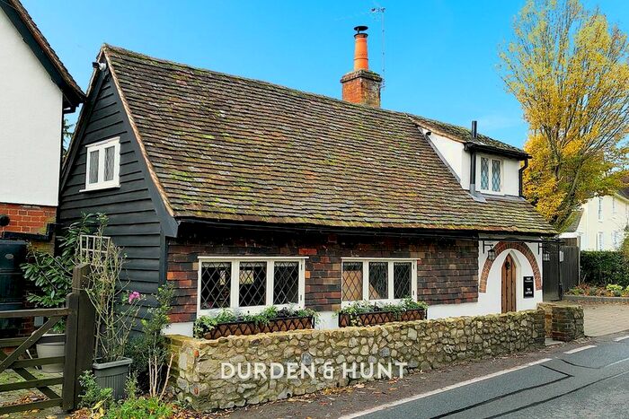 2 Bedroom Cottage For Sale In Coopersale Street, Epping, CM16