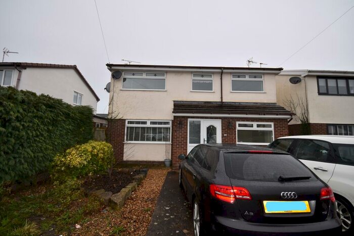 4 Bedroom Detached House To Rent In Ludlow Road, Wrexham, LL13