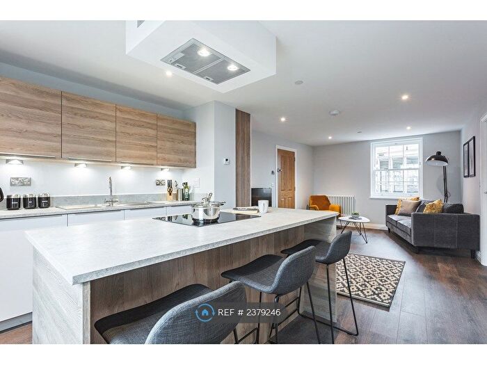 2 Bedroom Flat To Rent In King's Crescent Apartments, Derby, DE1