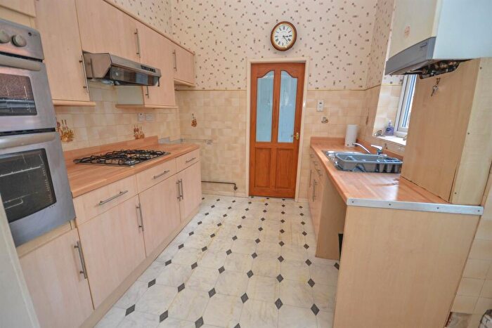 2 Bedroom Flat For Sale In West Park Road, South Shields, NE33