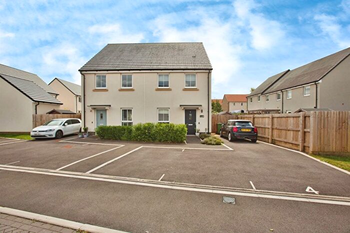 2 Bedroom Semi-Detached House For Sale In Hornbeam Vale, Ilchester, Yeovil, BA22