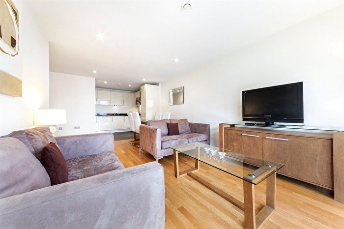 2 Bedroom Flat To Rent In Drayton Park, London, N5