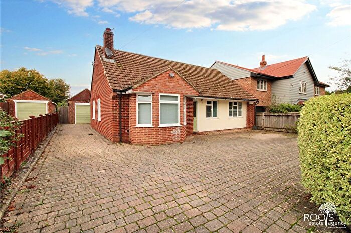 3 Bedroom Bungalow For Sale In Graces Lane, Chieveley, Newbury, Berkshire, RG20