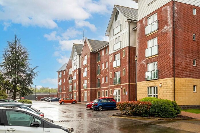 2 Bedroom Apartment For Sale In Saddlery Way, Chester, CH1