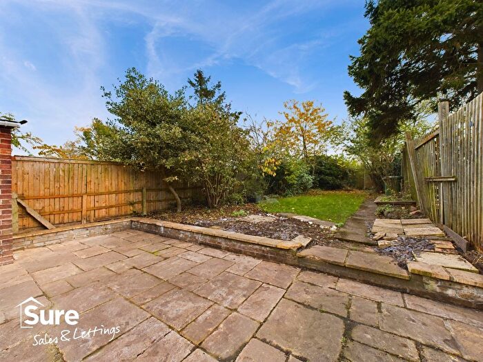 1 Bedroom Studio To Rent In Windmill Road, Hemel Hempstead, Hertfordshire, HP2