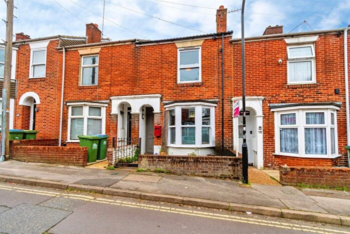 2 Bedroom Terraced House For Sale In Earls Road, Southampton, SO14
