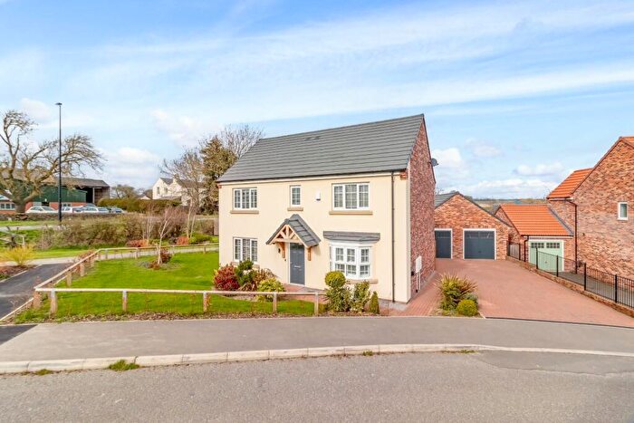 4 Bedroom Detached House For Sale In Byland Avenue, Killinghall, Harrogate, HG3