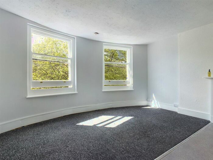 Apartment To Rent In Grand Parade, Brighton, BN2