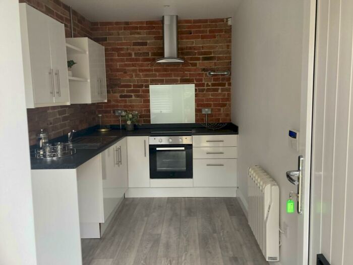 1 Bedroom Flat To Rent In Longfleet Road, Poole, BH15