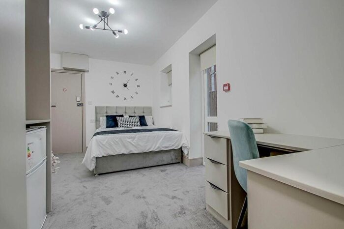 Studio To Rent In Harrow View, Harrow, Middlesex, HA1