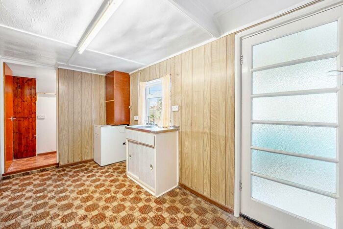 2 Bedroom Detached House For Sale In Holbeach Drove Gate, Holbeach Drove, Spalding, PE12