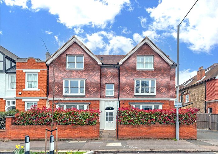 3 Bedroom Flat For Sale In Kingston Upon Thames, KT1