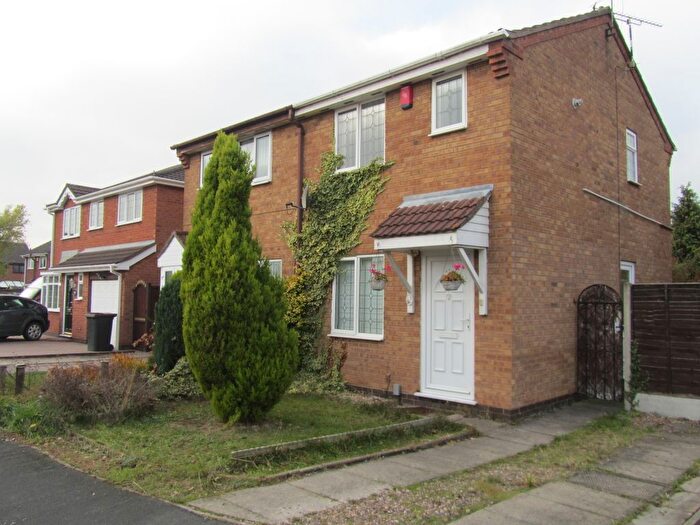 2 Bedroom Semi-Detached House To Rent In Cozens Close, Bedworth, Warwickshire, CV12