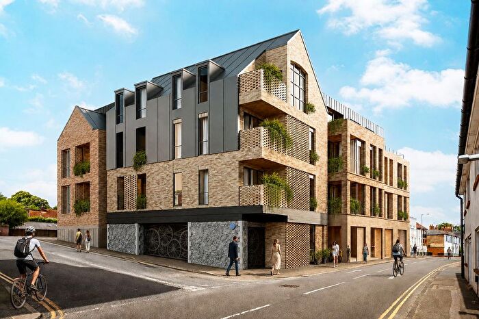 3 Bedroom Flat For Sale In East Street, Farnham, Surrey, GU9