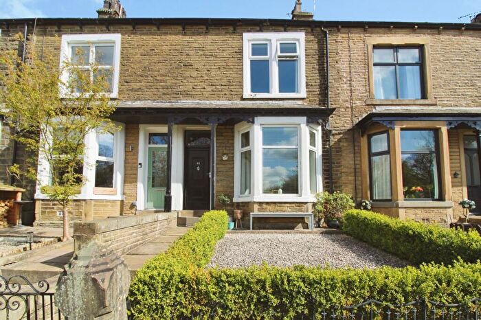3 Bedroom Terraced House For Sale In Skipton Road, Earby, Barnoldswick, Lancashire, BB18
