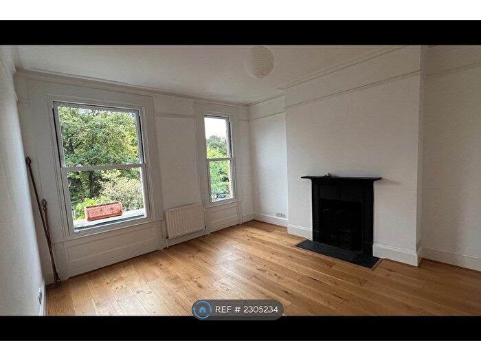 2 Bedroom Flat To Rent In Mattock Lane, London, W5