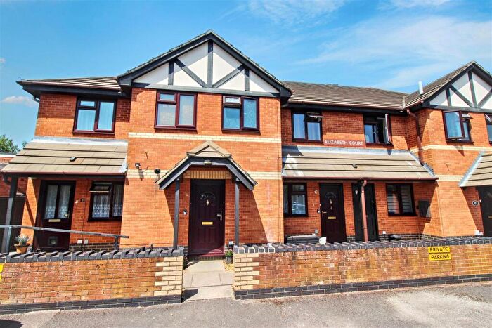 1 Bedroom Apartment For Sale In School Road, Tilehurst, Reading, RG31