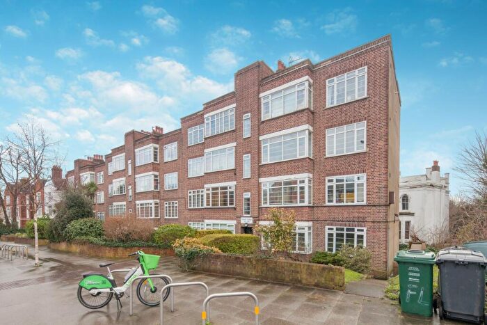 2 Bedroom Flat To Rent In Dartmouth Road London, SE23
