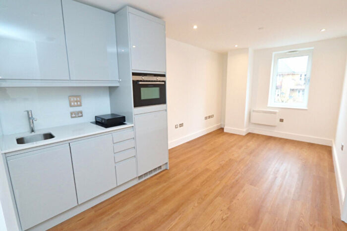 1 Bedroom Apartment To Rent In London Road, Romford, RM7