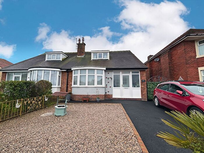 3 Bedroom Bungalow For Sale In North Drive, Cleveleys, FY5