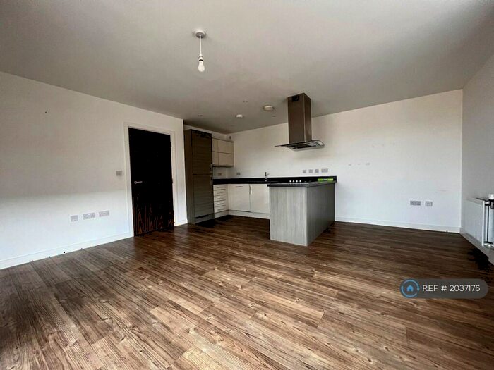 2 Bedroom Flat To Rent In Dunn Side, Chelmsford, CM1