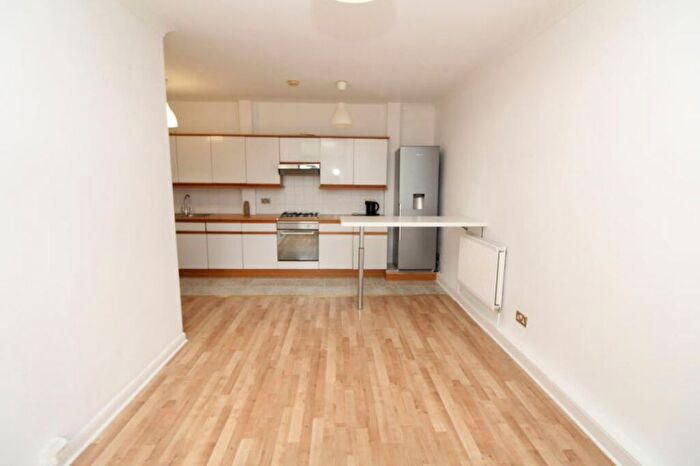 2 Bedroom Flat To Rent In Worsley Bridge Road, Sydenham, SE26