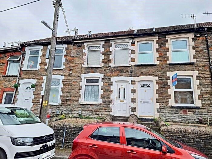 1 Bedroom Property To Rent In Phillip Street, Graig, Pontypridd, CF37