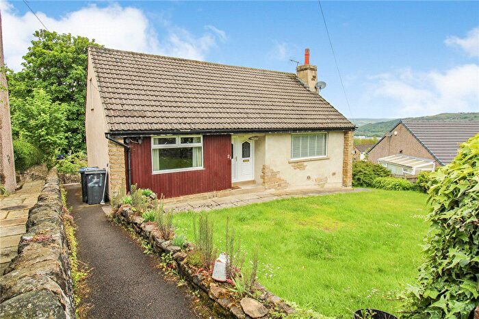 4 Bedroom Detached House For Sale In Low Spring Road, Keighley, West Yorkshire, BD21