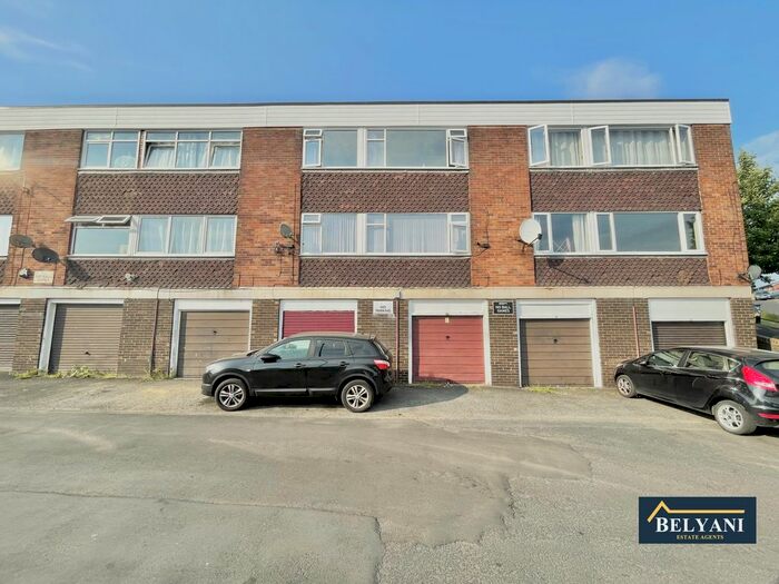 3 Bedroom Terraced House To Rent In School Crescent, Dewsbury, WF13