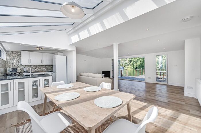 3 Bedroom Detached House To Rent In Garricks Ait, Thames Street, Hampton, TW12
