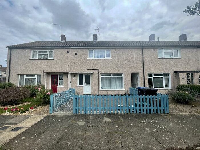 2 Bedroom House To Rent In Long Ley, Harlow, CM20