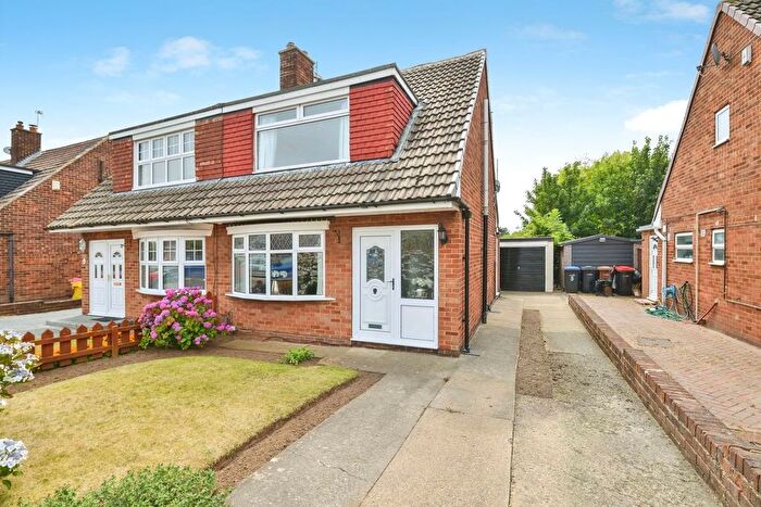 3 Bedroom Semi-Detached House For Sale In Kader Avenue, Middlesbrough, TS5