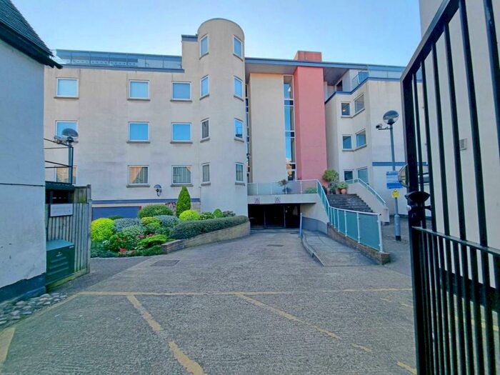 3 Bedroom Apartment To Rent In Friars Street, Ipswich, IP1