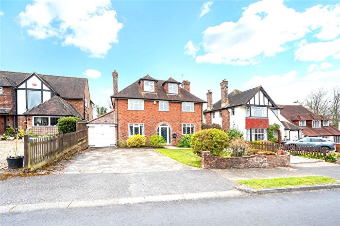 5 Bedroom Detached House For Sale In Heath Close, Banstead, Surrey, SM7