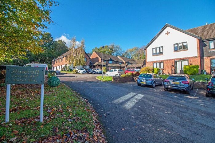 1 Bedroom Flat For Sale In Rosecott, Havant Road, Horndean, Waterlooville, PO8