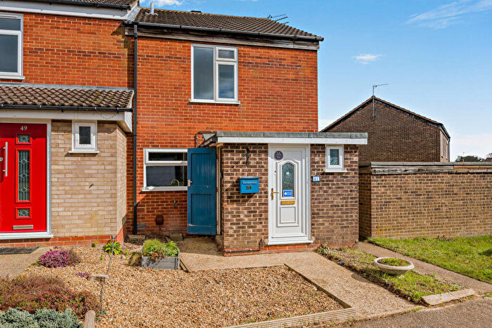 3 Bedroom End Of Terrace House For Sale In Cedar Avenue, Spixworth, NR10