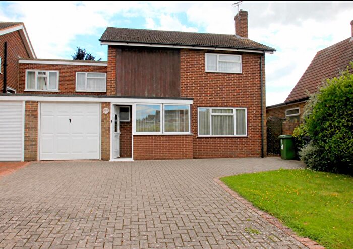 4 Bedroom Semi Detached House To Rent In Greenfields, Maidstone, ME15