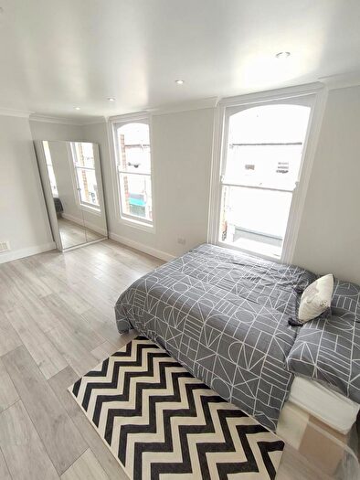 Studio To Rent In Green Lanes, N16
