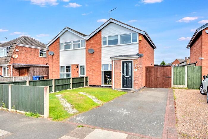 3 Bedroom Semi-Detached House For Sale In Kirkdale Gardens, Long Eaton, NG10