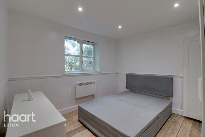 1 Bedroom Flat To Rent In Downs Road, Luton, LU1